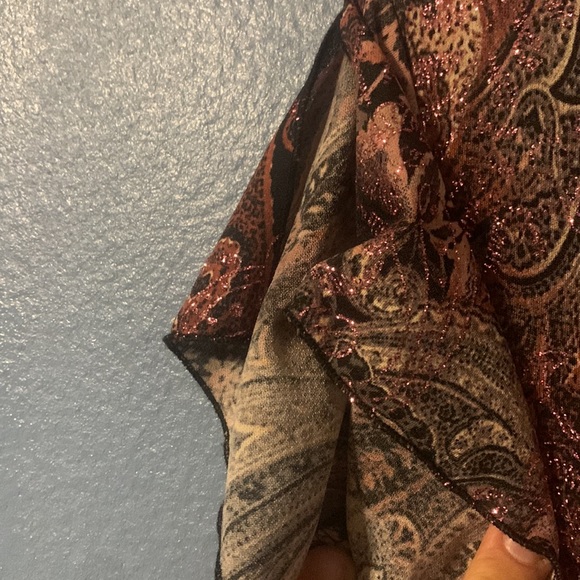 EUC Pink sparkly plus size top❤️ - Picture 6 of 8